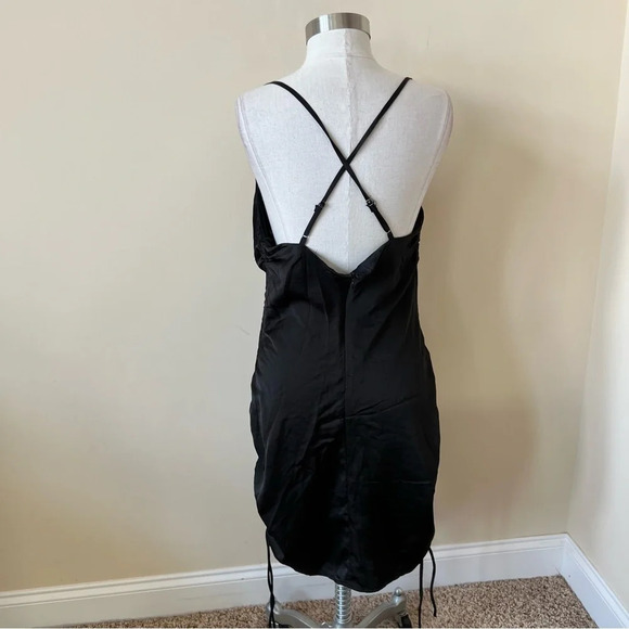 ASTR the label String Of Pearls Mini Dress Black 17486 - Picture 5 of 8